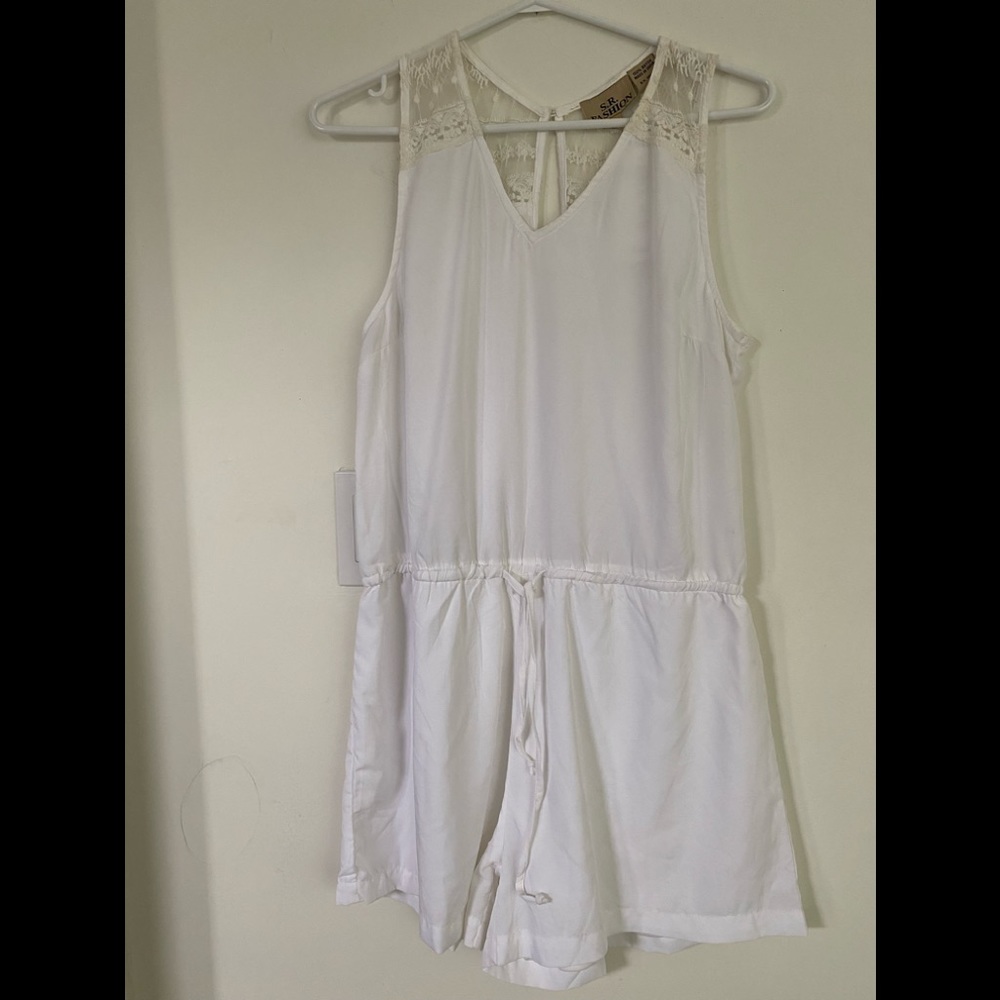 White Romper Shorts with Lace size Large